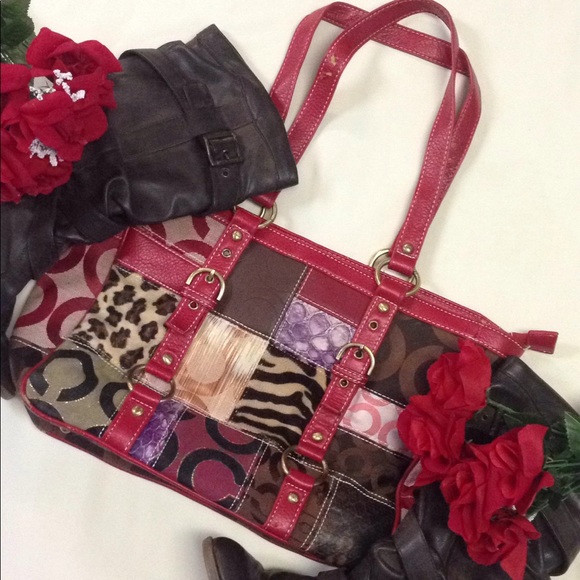 Coach Handbags - Used Coach patchwork shoulder bag